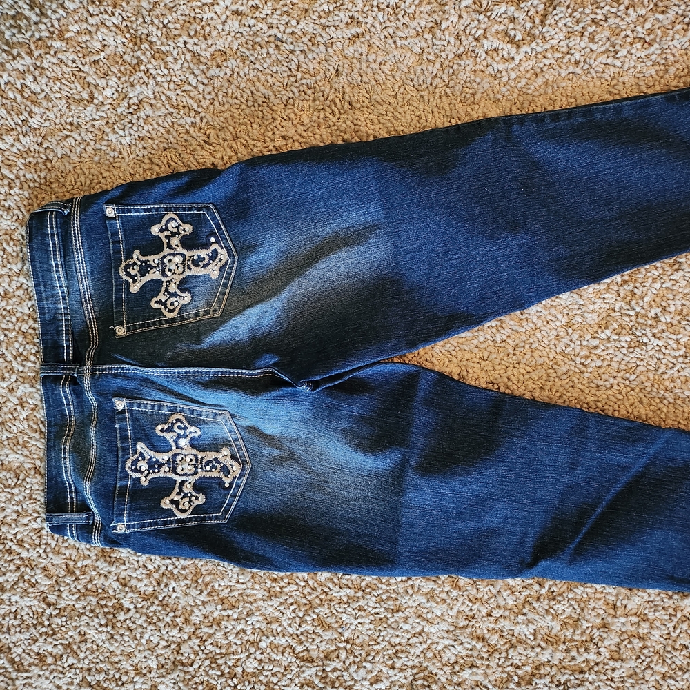 Blue Jeans with Embroidered Cross Pockets